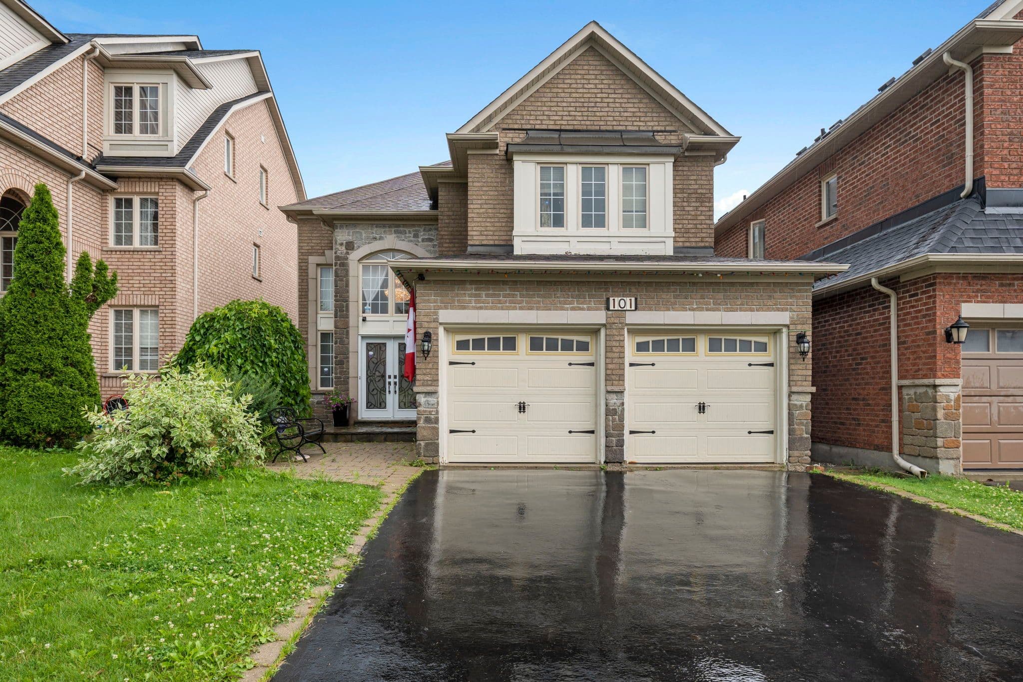 101 Jefferson Forest Drive, Richmond Hill, ON L4E 4J4