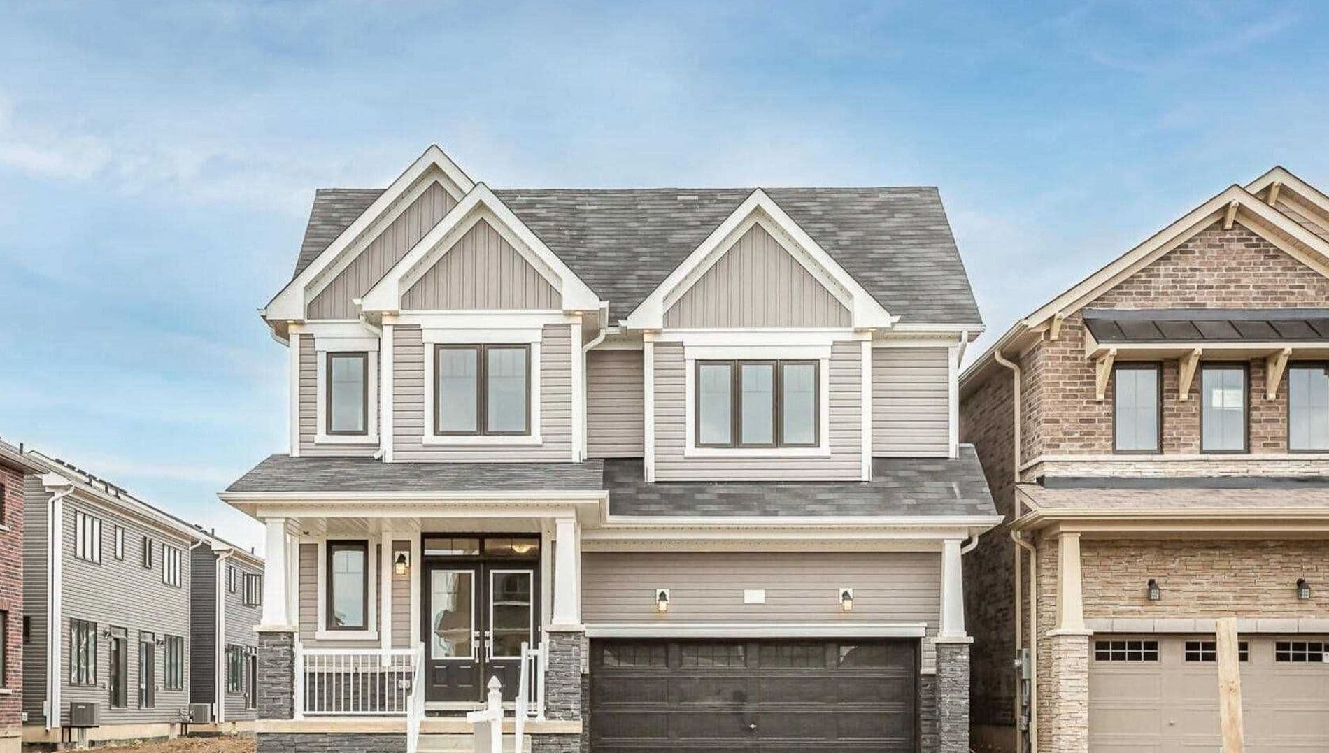 72 Malcolm Crescent, Haldimand, ON N3W 0E9