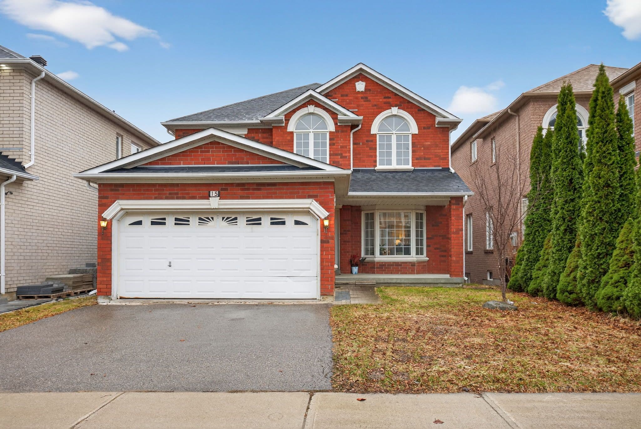 15 Toporowski Avenue, Richmond Hill, ON L4S 2G8