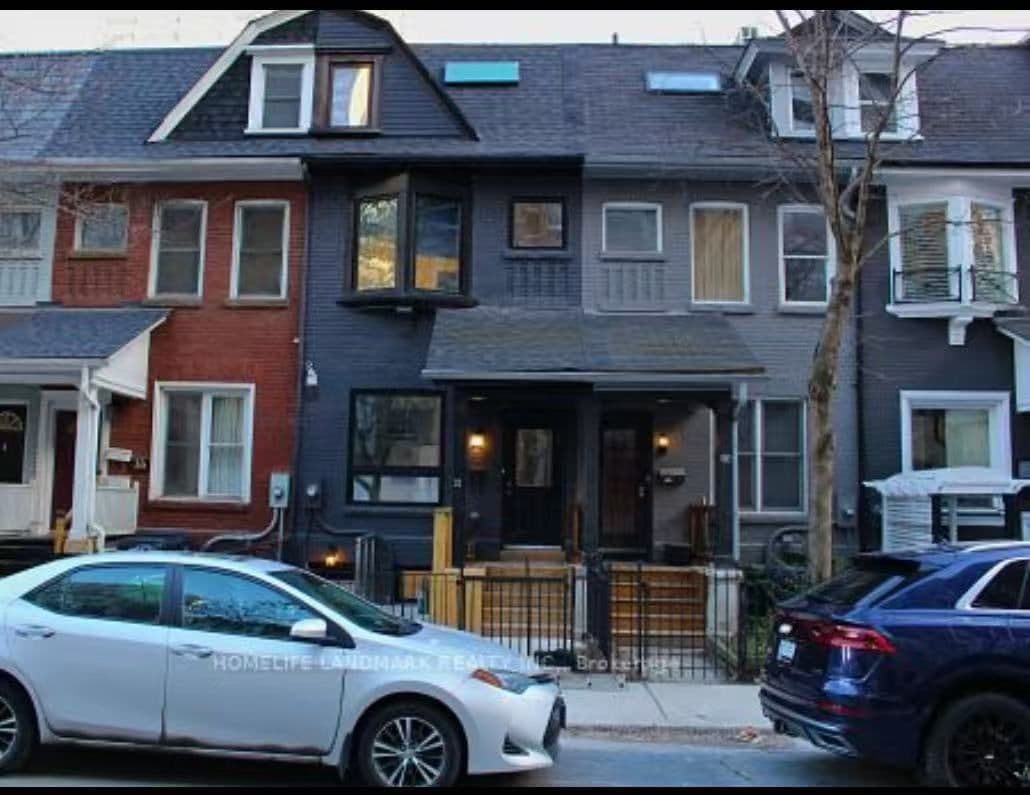 31.5 Granby Street, Toronto C08, ON M5B 1H8