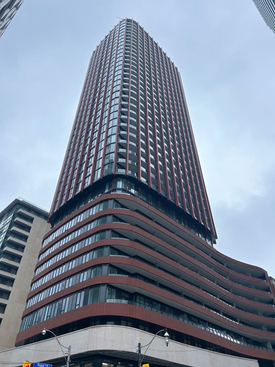 180 Front Street N/A E 711, Toronto C08, ON M5A 0K9