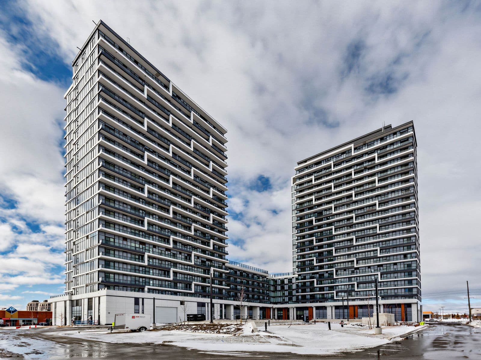 9751 Markham Road 1803, Markham, ON L6E 0W3