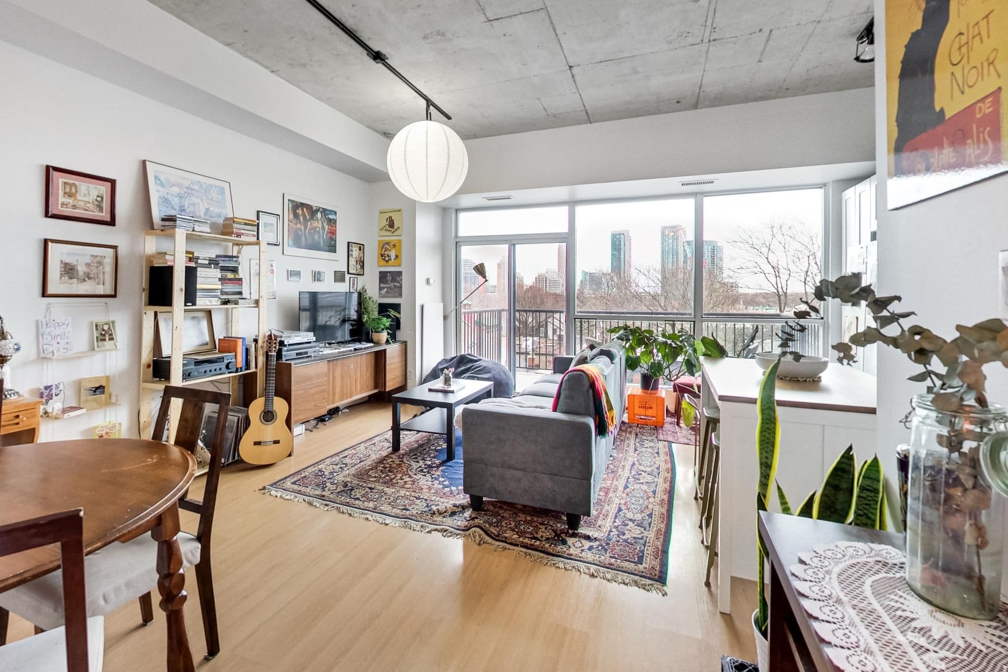 833 King Street W 409, Toronto C01, ON M5V 1N9