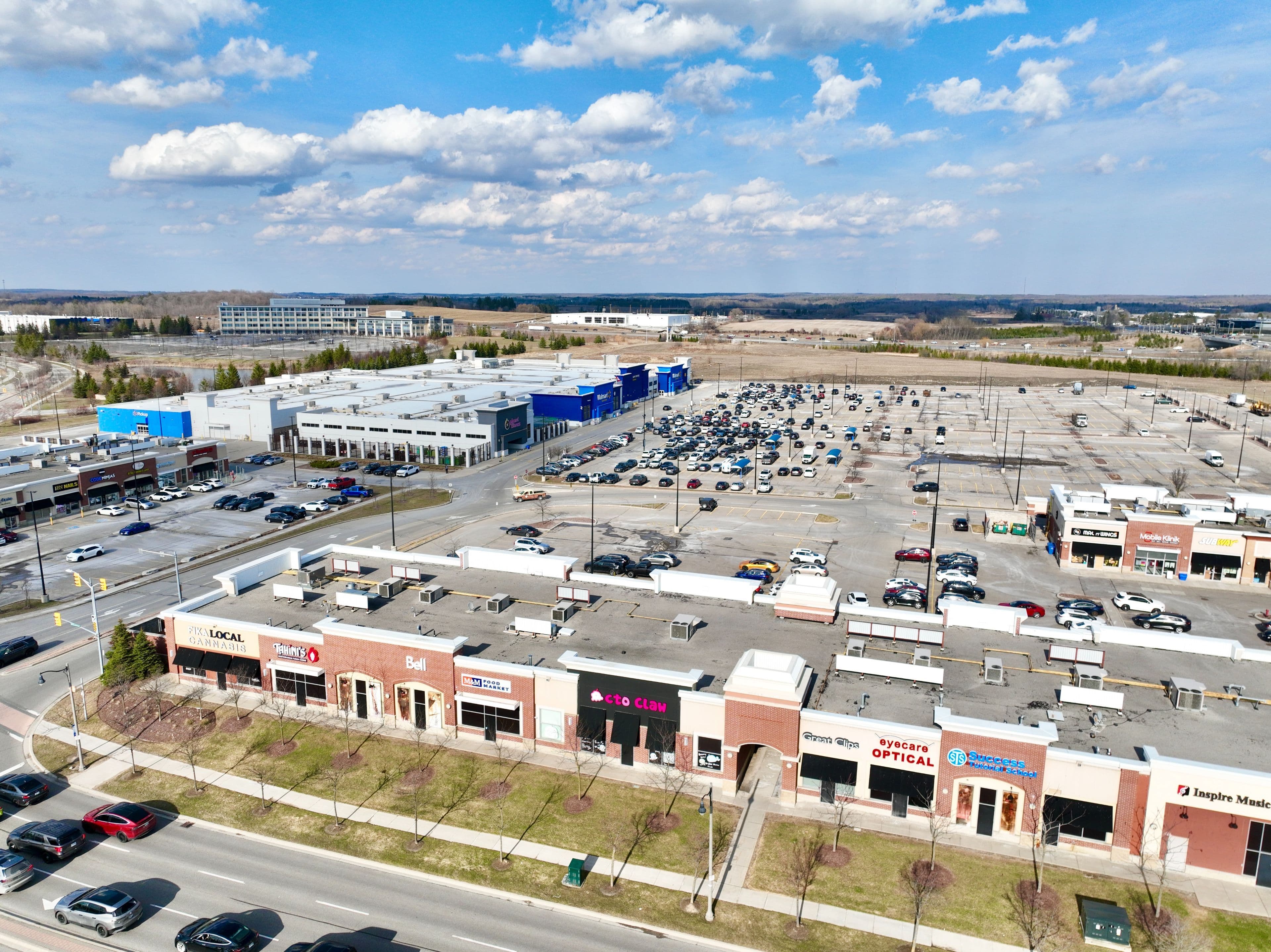 91 First Commerce Drive 8, Aurora, ON L4G 0G2