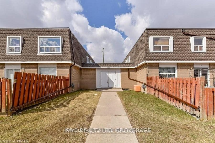 766 Walter Street, Cambridge, ON N3H 4P3