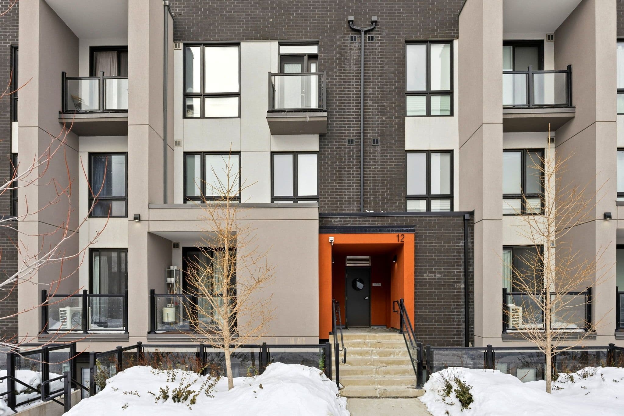 12 Marquette Avenue 6, Toronto C04, ON M6A 0E1