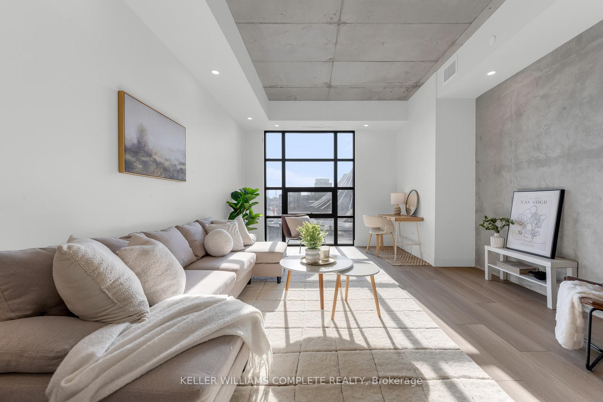 24 Augusta Street 205, Hamilton, ON L8N 1P7