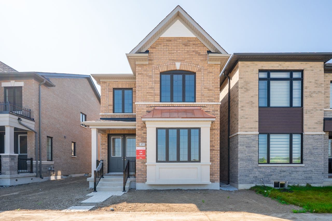 17 Albert Newell Drive, Markham, ON L6B 1R8