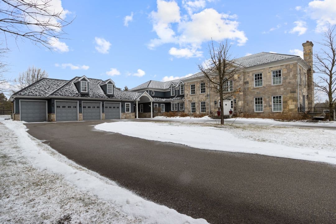 14571 Warden Avenue, Whitchurch-Stouffville, ON L4A 3V7