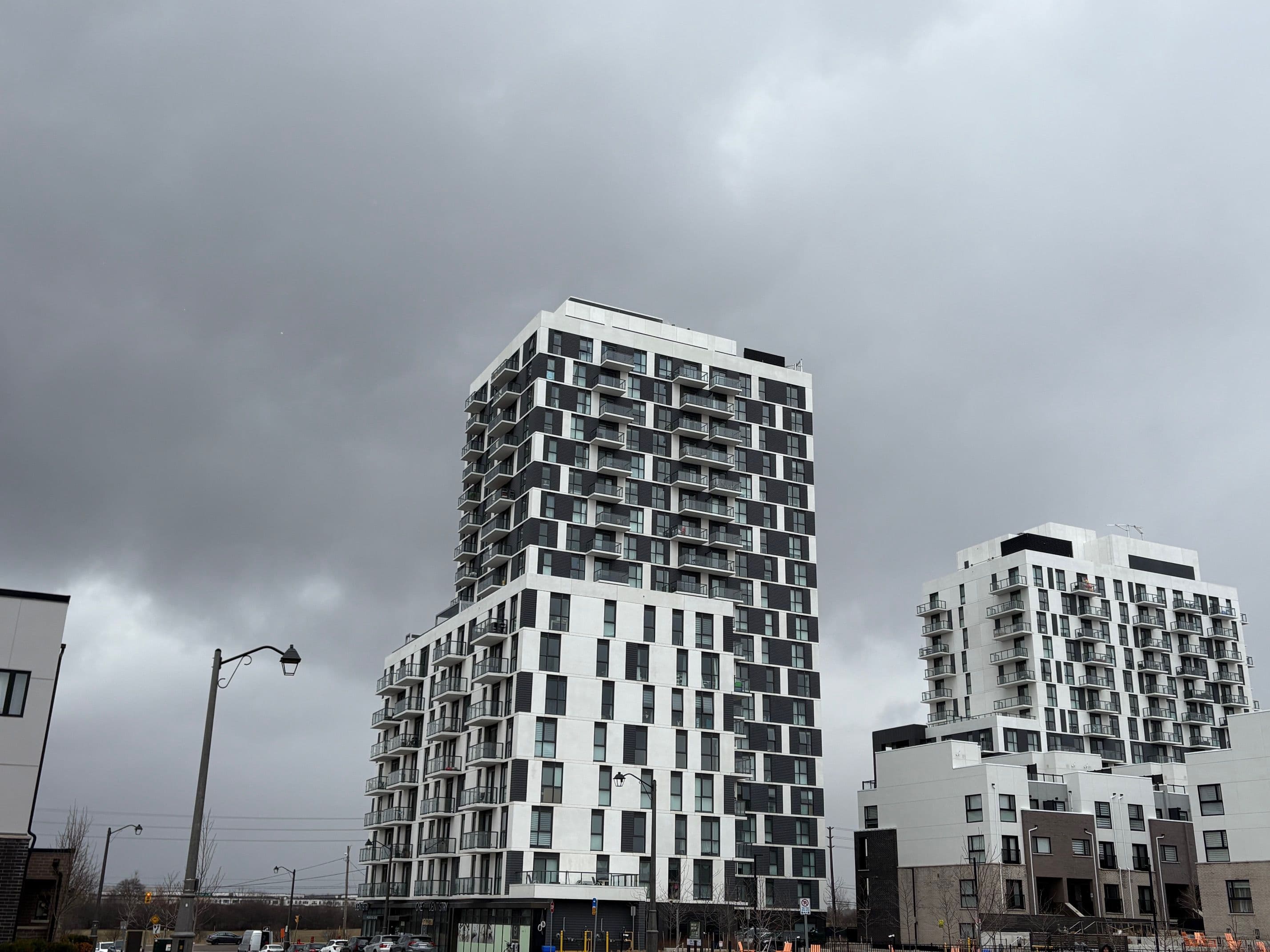 335 Wheat Boom Drive 806, Oakville, ON L6H 7C2