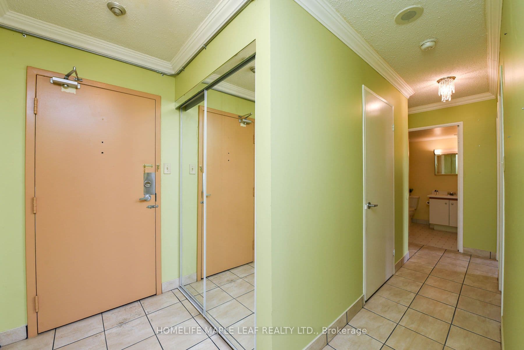 3559 Eglinton Avenue W 402, Toronto W04, ON M6M 5C6