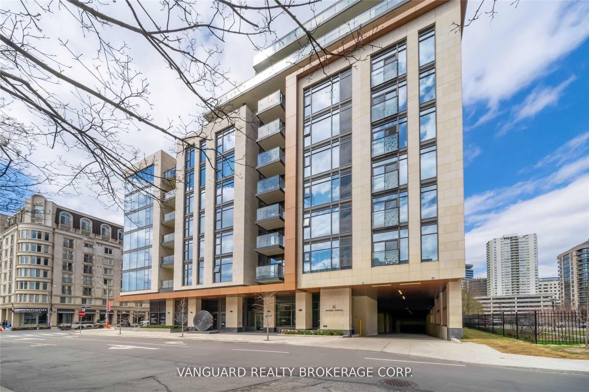 6 Jackes Avenue 213, Toronto C09, ON M4T 0A5