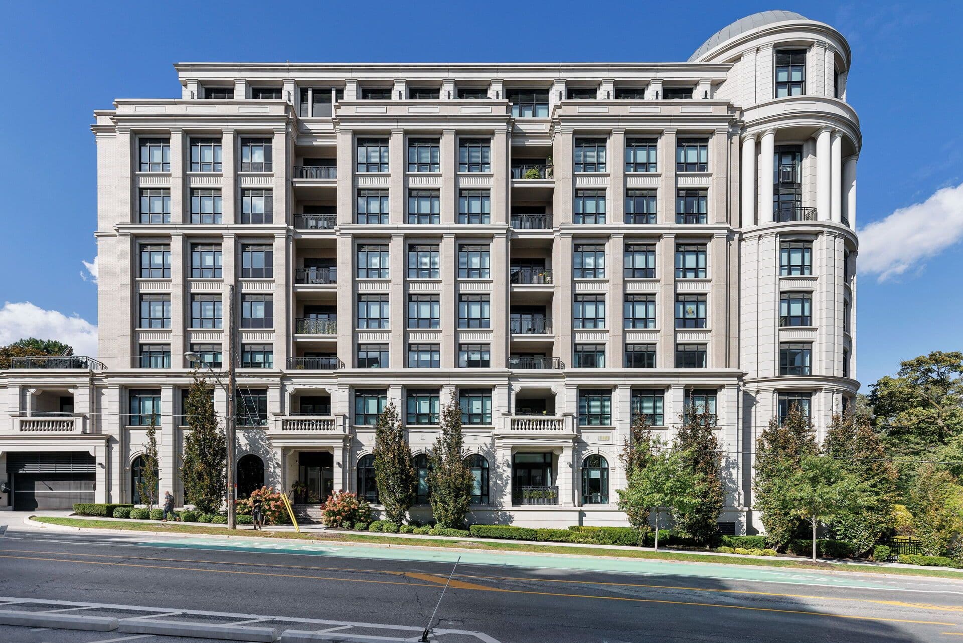 4 The Kingsway N/A TH 2, Toronto W08, ON M8X 2T1