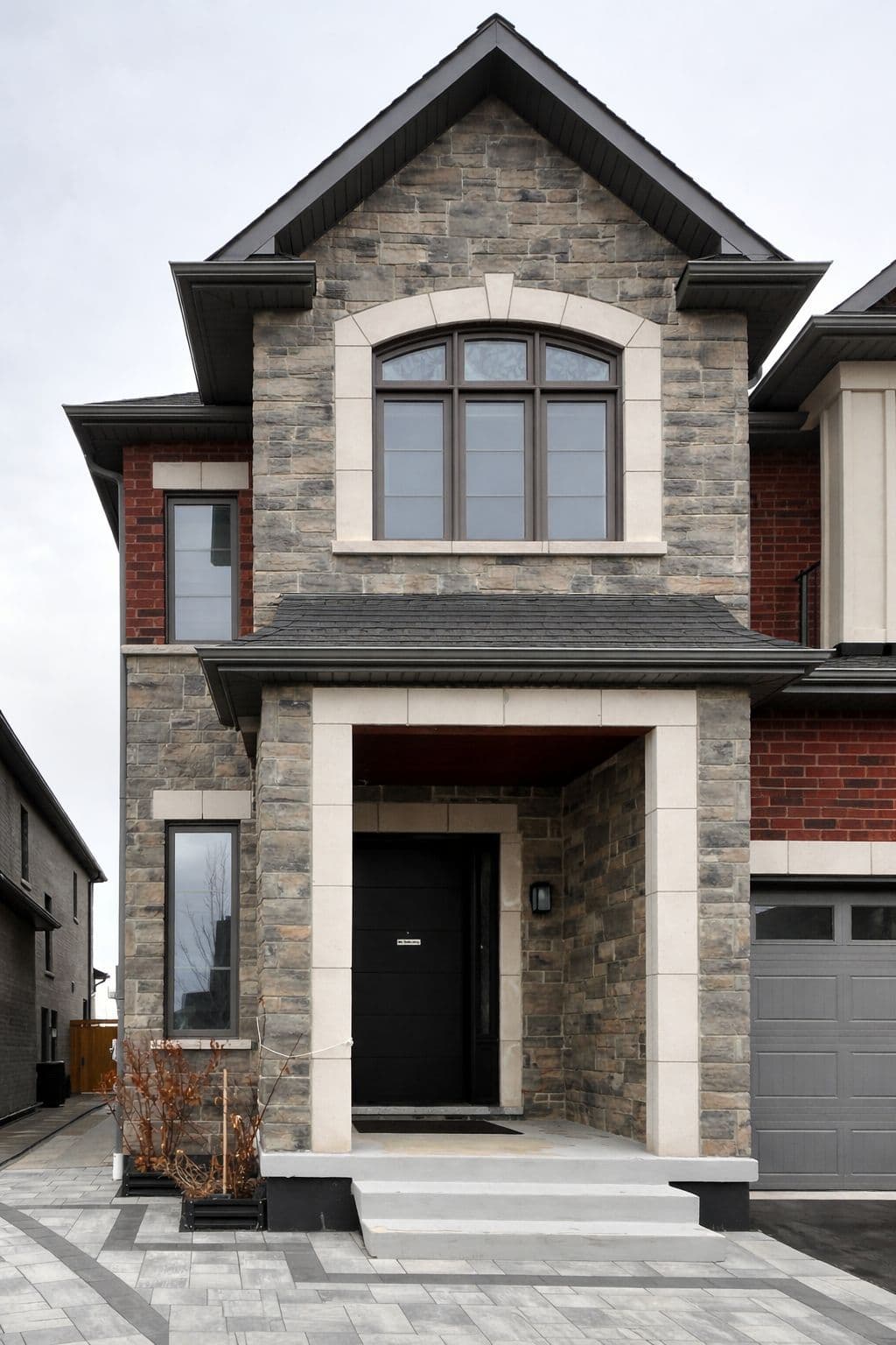 43 Claridge Crescent BSMT, Whitby, ON L1R 0G8