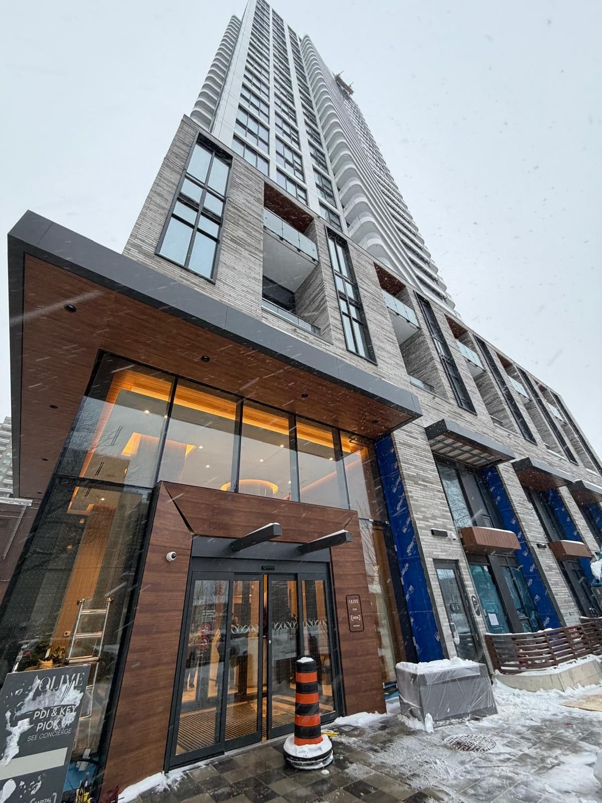 36 Olive Avenue 1807, Toronto C14, ON M2N 0E4