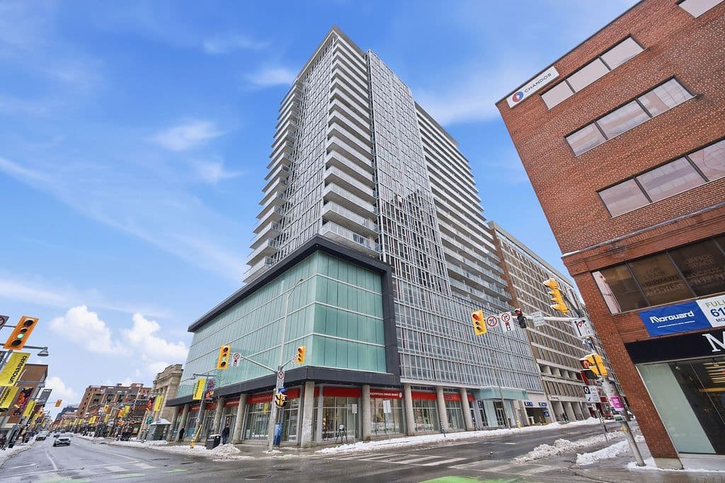 324 Laurier Avenue W 1301, Ottawa Centre, ON K1P 0A4