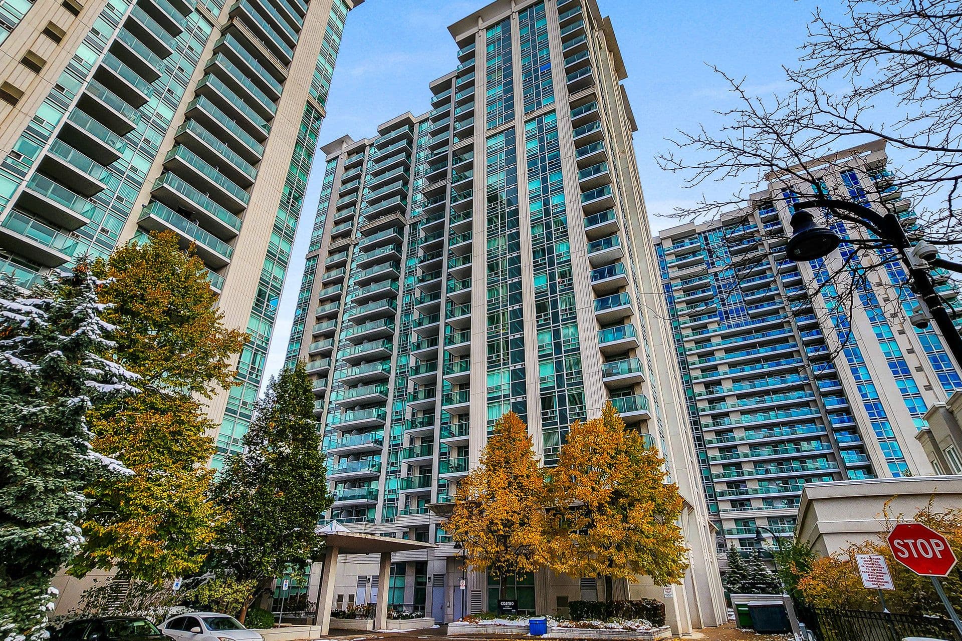 35 Bales Avenue 916, Toronto C14, ON M2N 6K8