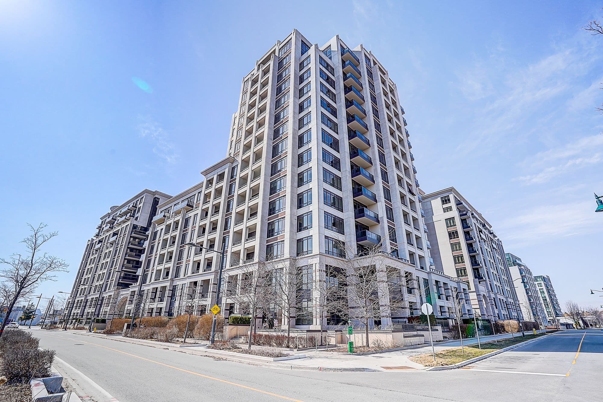 38 Cedarland Drive 808, Markham, ON L6G 0G7