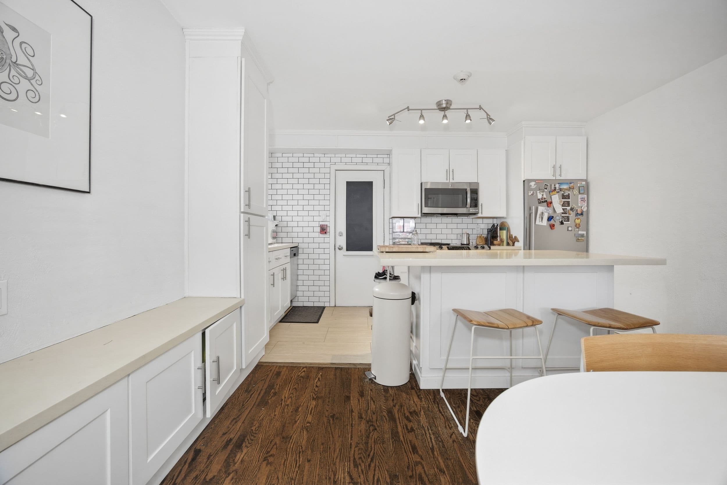 308 South Kingsway Street 3, Toronto W01, ON M6S 3T9