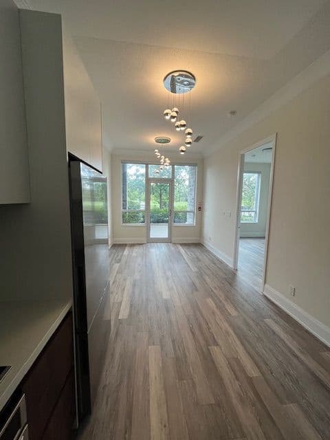 15 Water Walk Drive 105, Markham, ON L3P 1N3