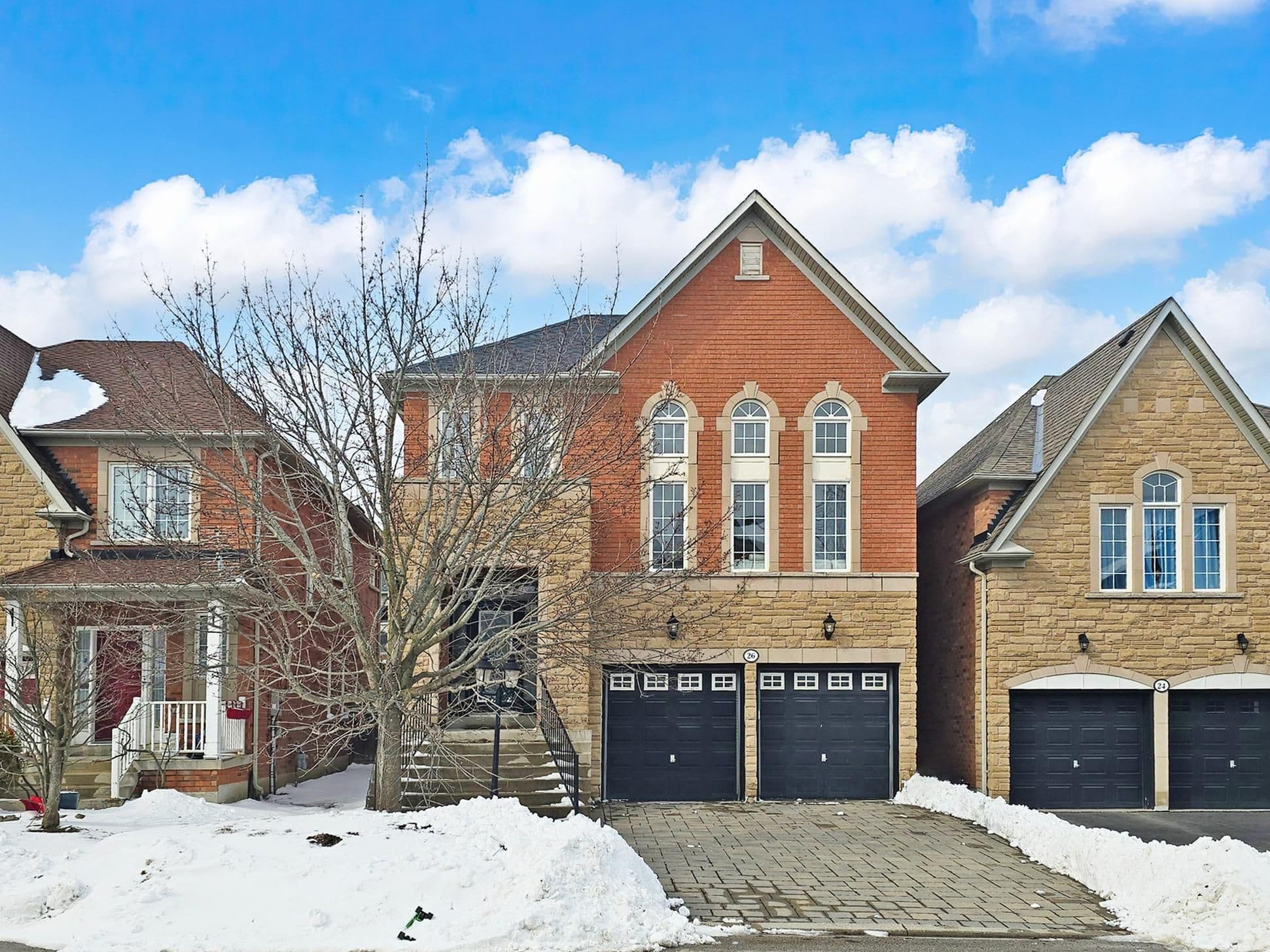 26 Carnoustie Crescent, Richmond Hill, ON L4E 0A2