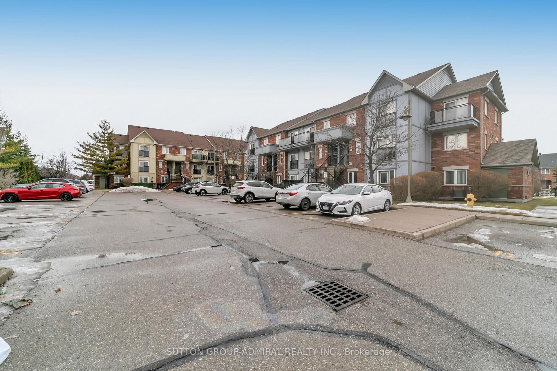 2265 Bur Oak Avenue 52, Markham, ON L6E 0B8