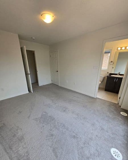 1431 Coral Springs Path, Oshawa, ON L1K 3G1