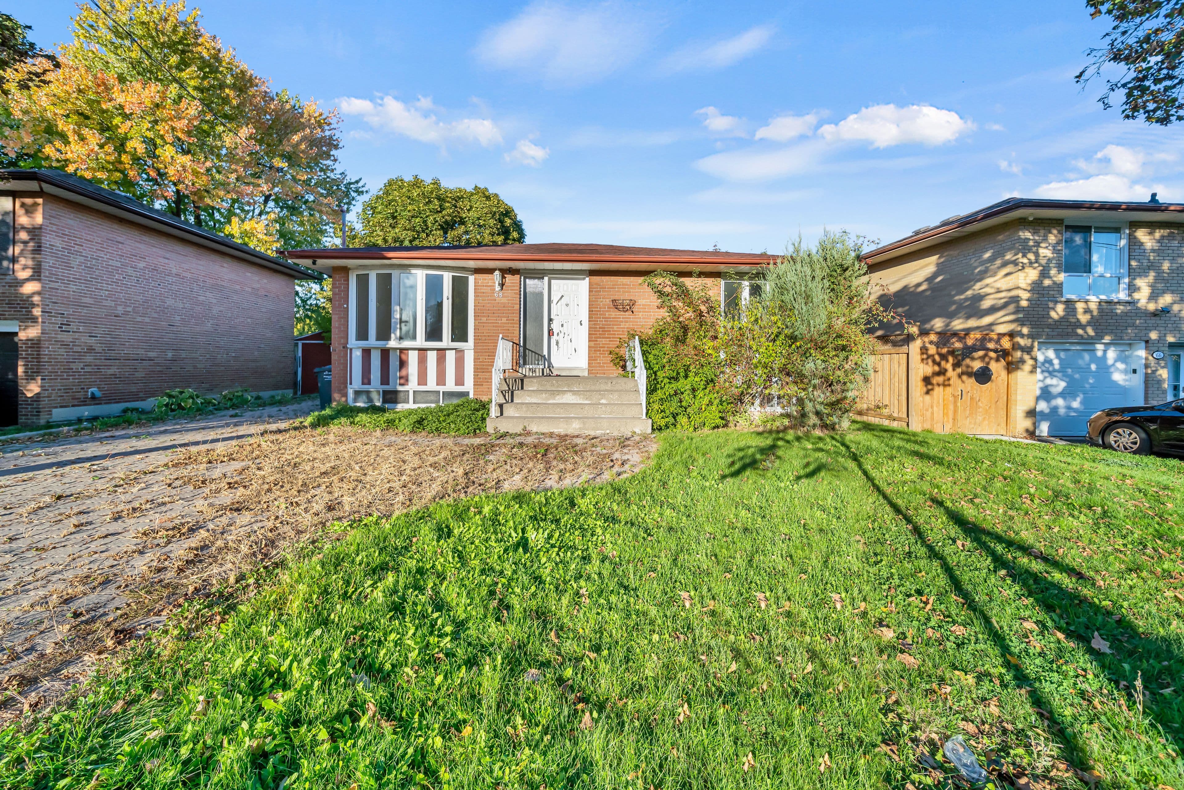68 Campbell Drive, Brampton, ON L6X 2H7