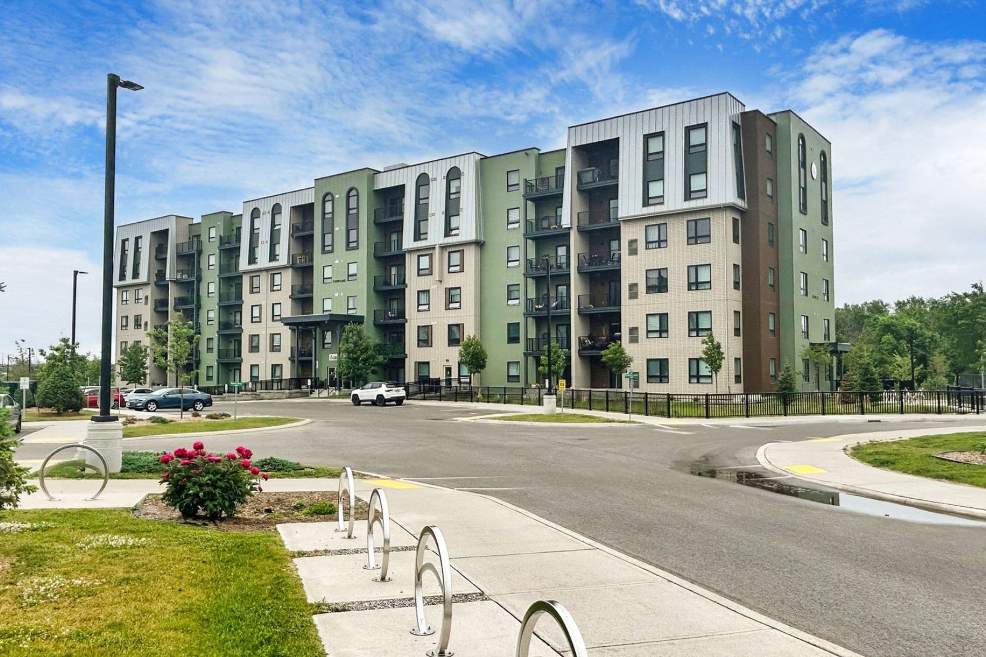 5 Chef Lane 603, Barrie, ON L9J 0J8