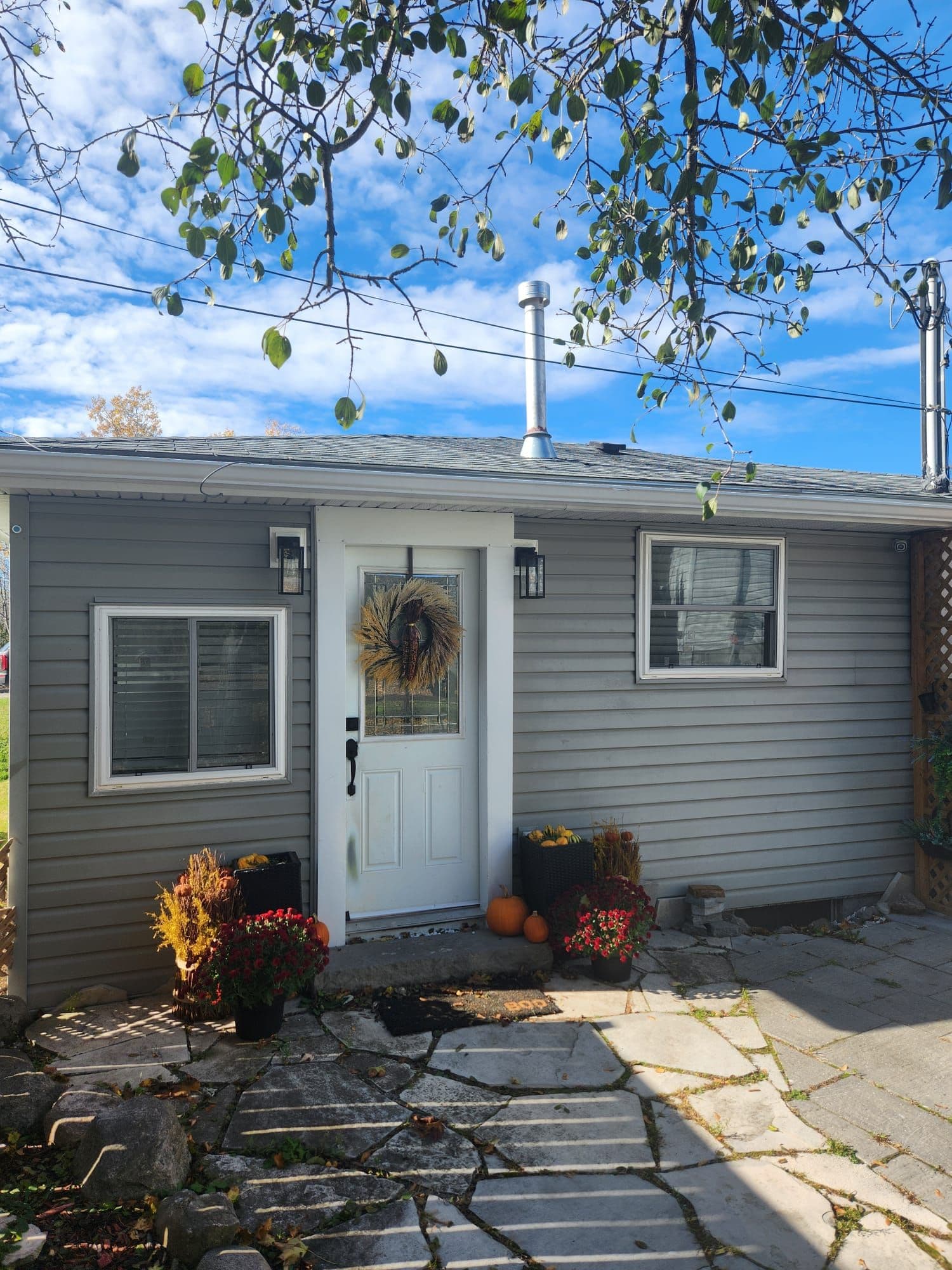 6286 Black River Road, Georgina, ON L0E 1R0