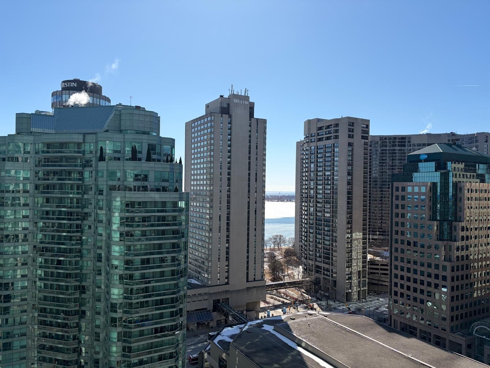 12 Yonge Street 2207, Toronto C01, ON M5E 1Z9