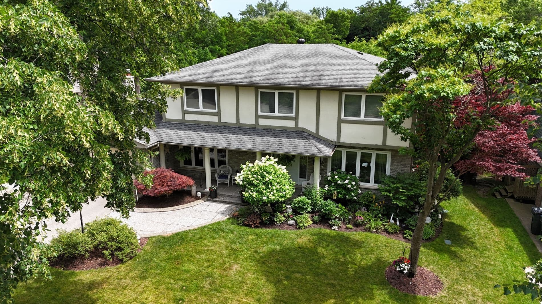 1548 Troika Court, Mississauga, ON L5J 4C4