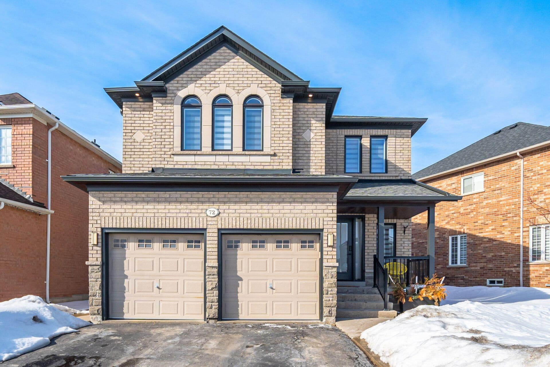 72 Ravineview Drive, Vaughan, ON L6A 3T6