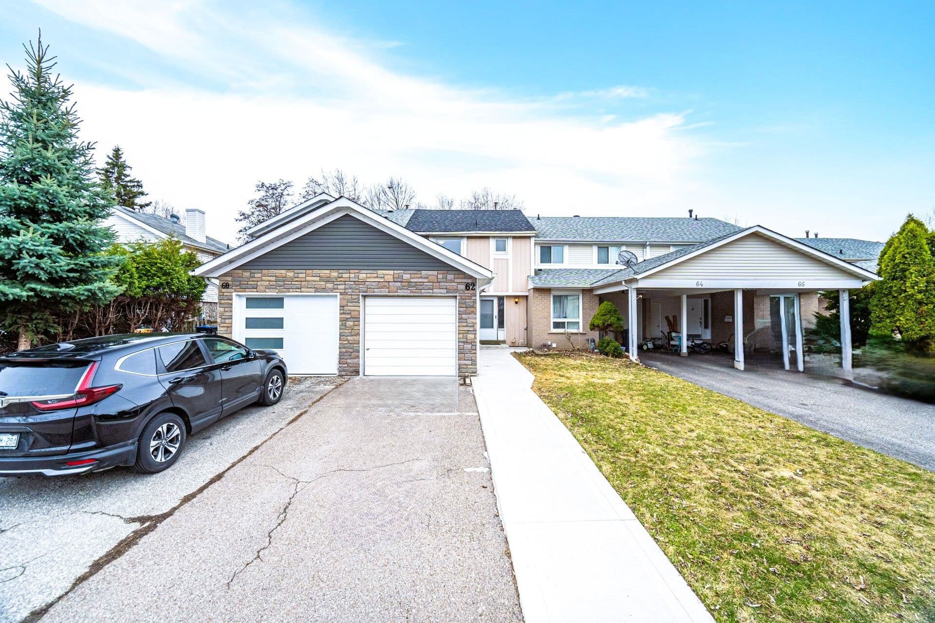 62 Elmvale Avenue, Brampton, ON L6Z 1A5