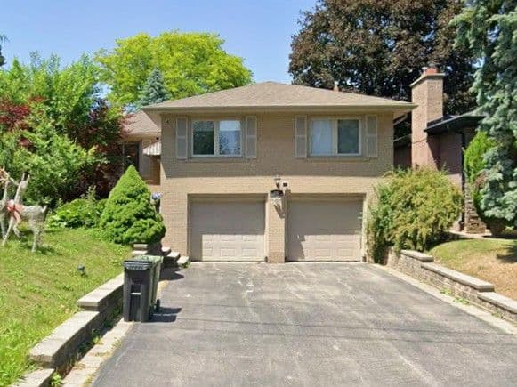 24 Burleigh Heights Drive, Toronto C15, ON M2K 1Y7