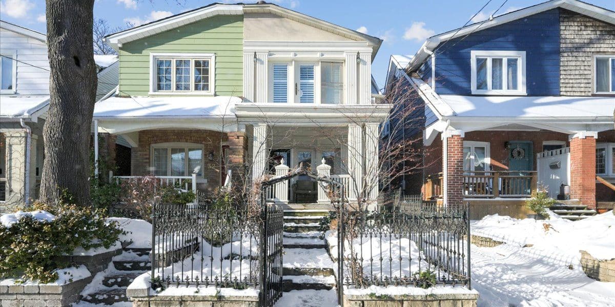 34 Nasmith Avenue, Toronto C08, ON M5A 3J3