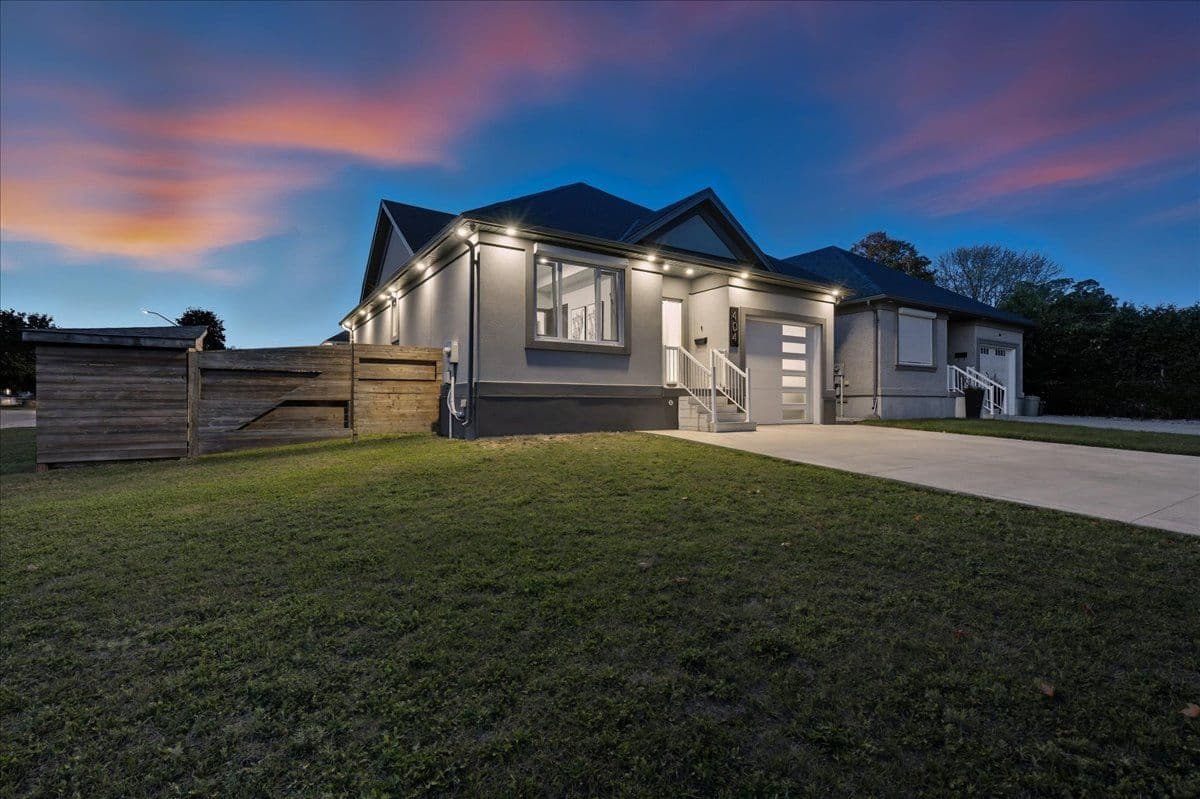 404 Montrose Street N, Cambridge, ON N3H 2P3