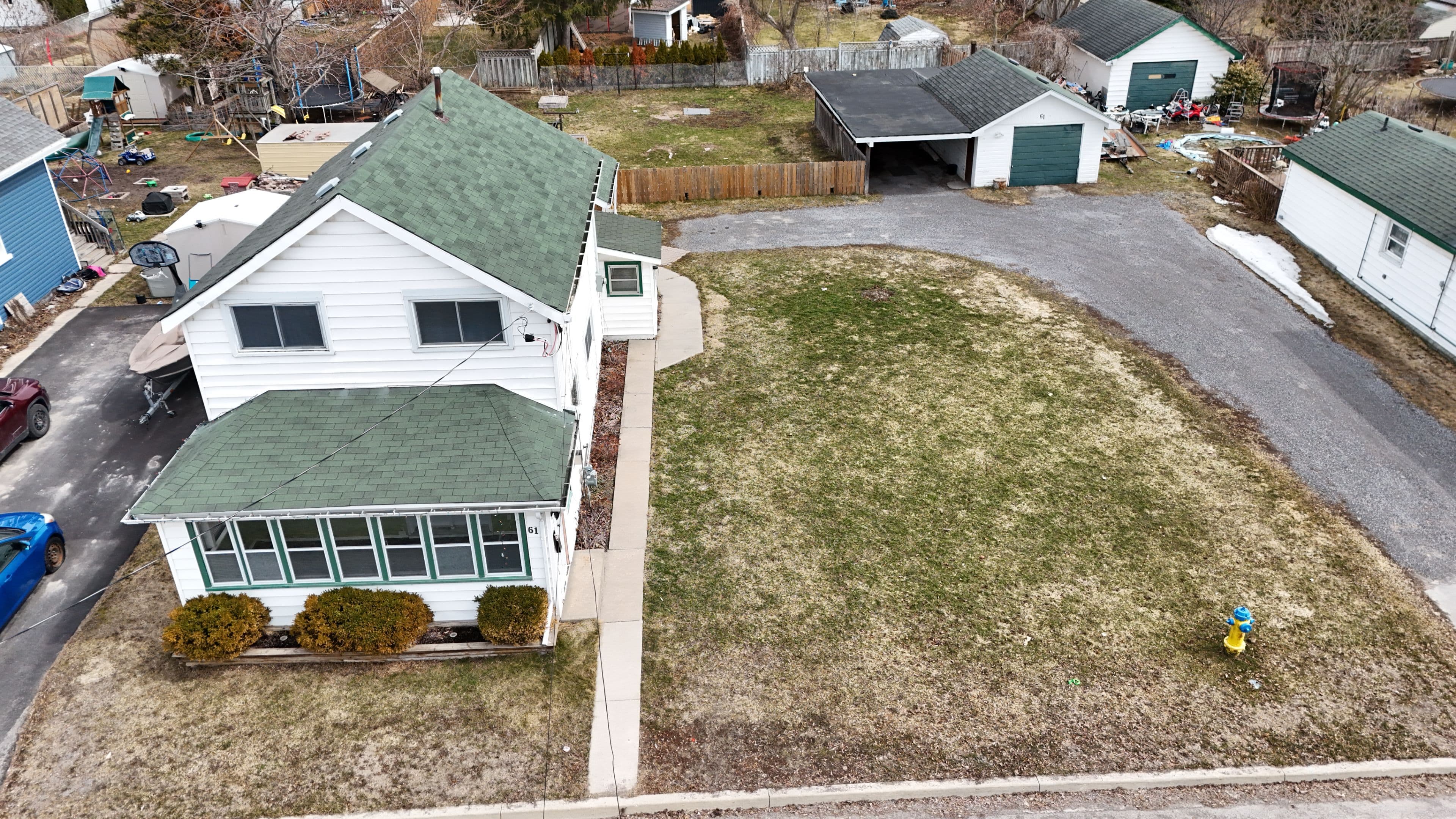 61 John Street S, Belleville, ON K8N 3E4