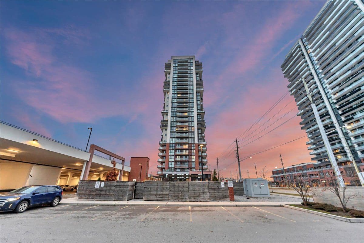 2550 Simcoe Street 317, Oshawa, ON L1L 0R5