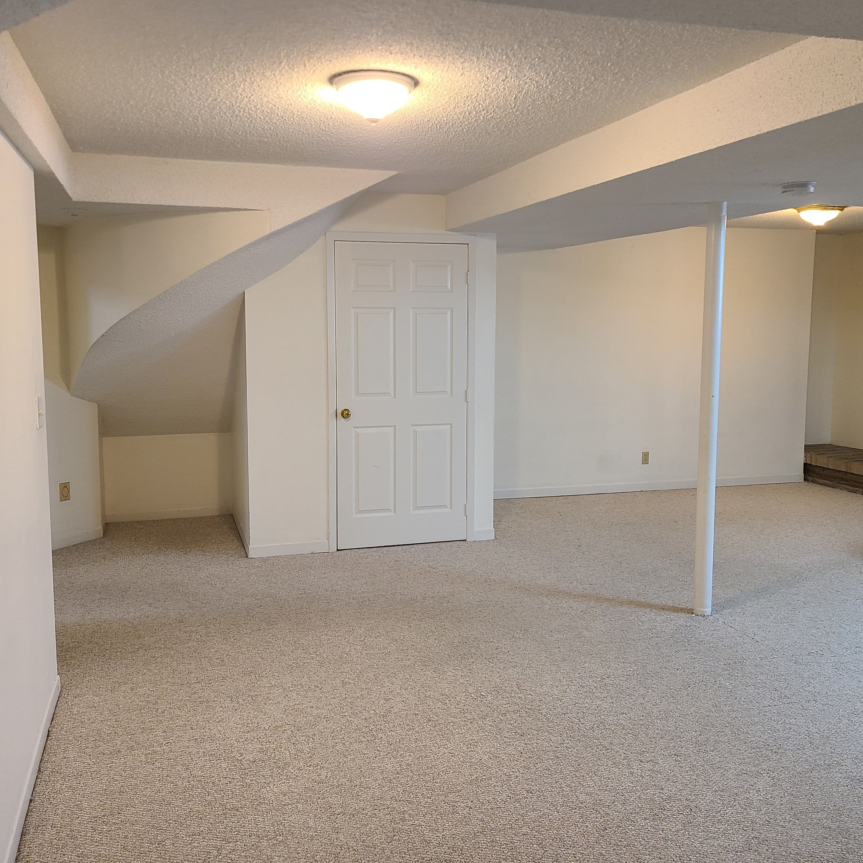 41 Lawnview Drive, Toronto C14, ON M2N 5J9