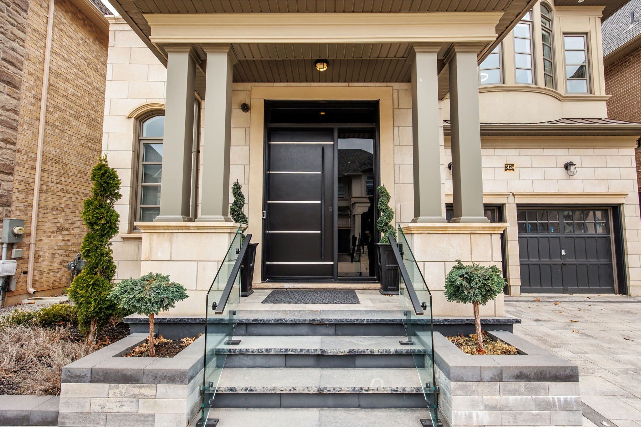 3124 Daniel Way, Oakville, ON L6H 0V1