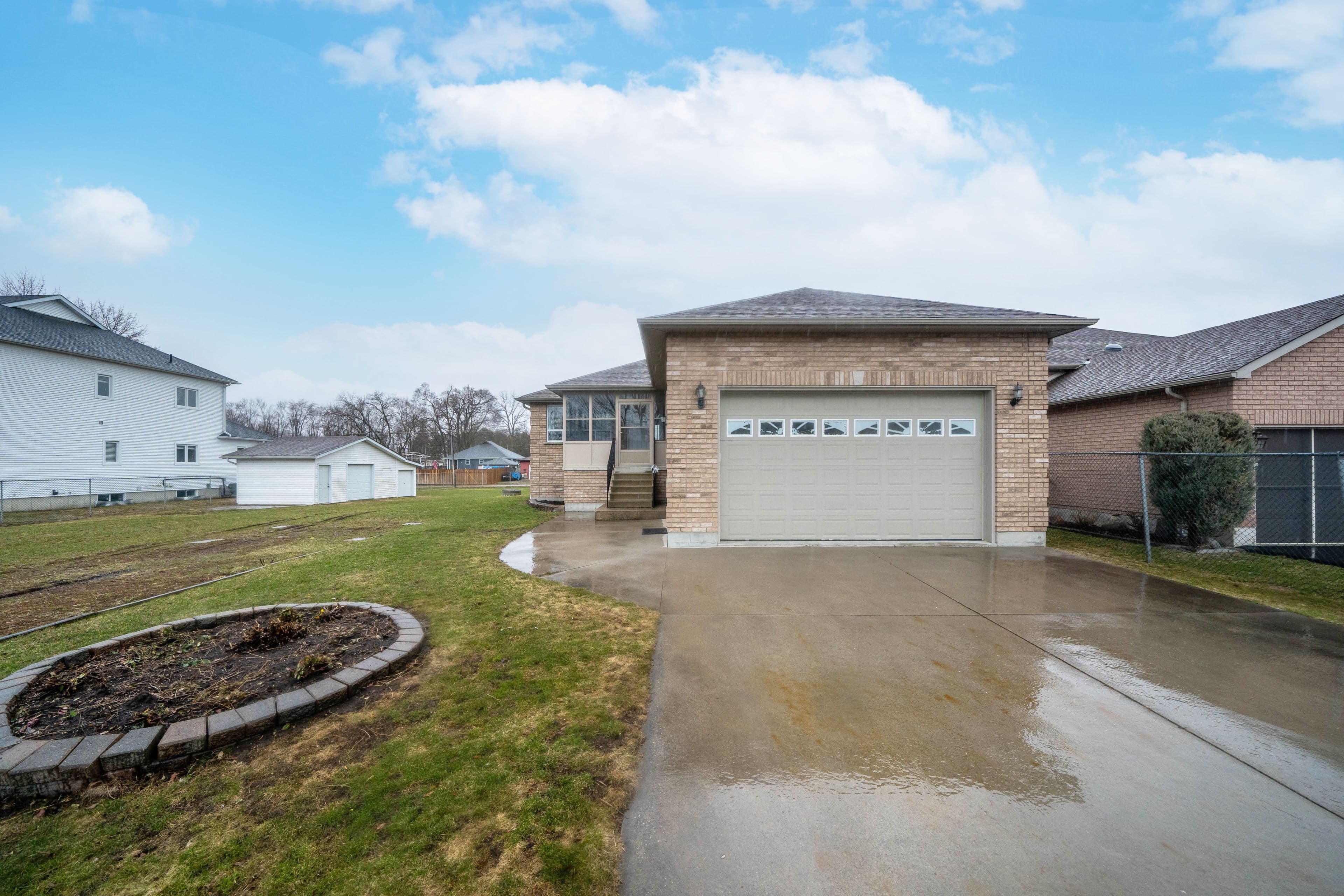 1092 Alfred Street, Innisfil, ON L0L 1C0