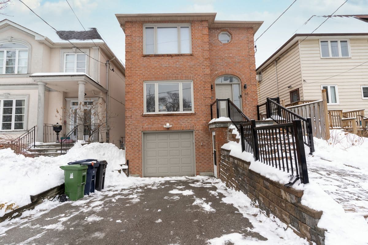 63 Burndale Avenue Lower, Toronto C07, ON M2N 1S6