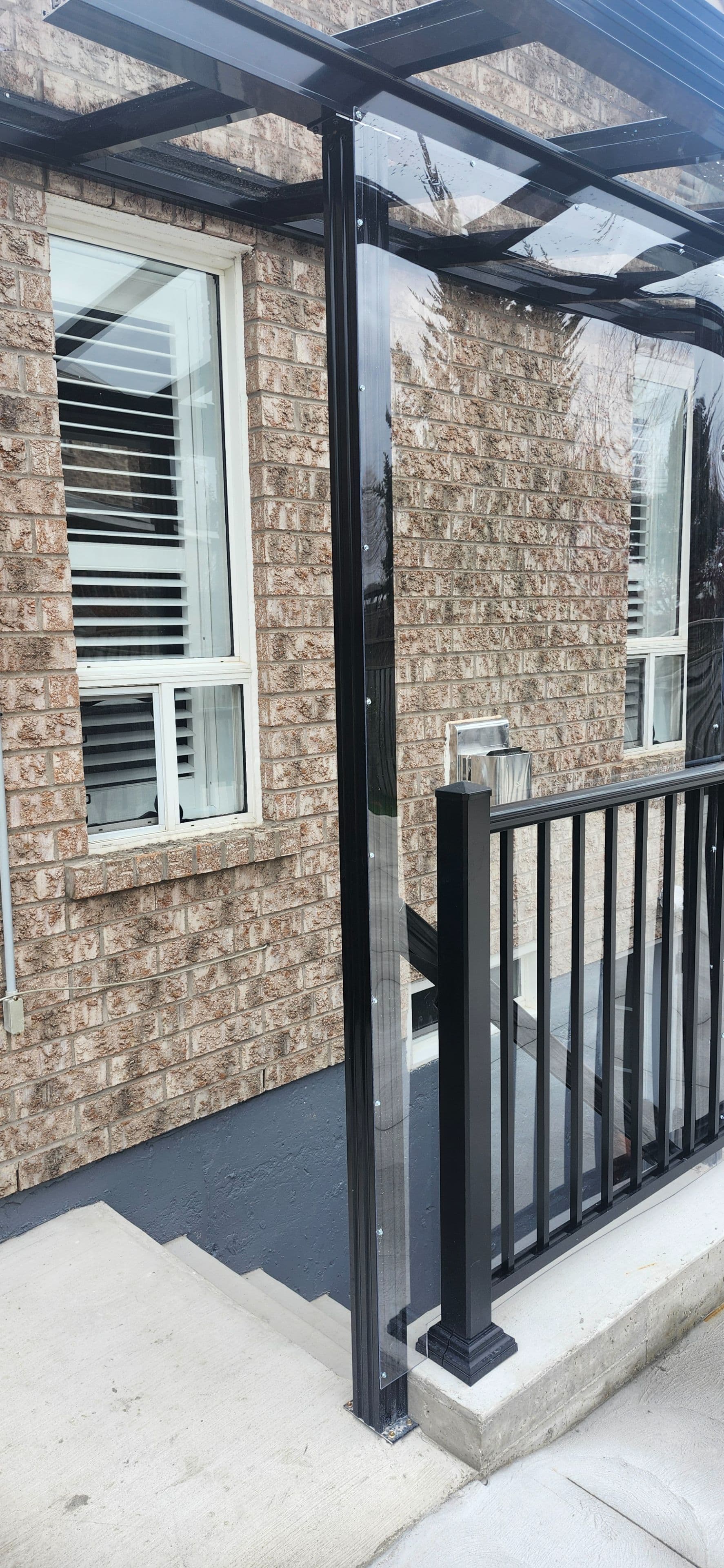 83 Harty Crescent, Ajax, ON L1T 4E7