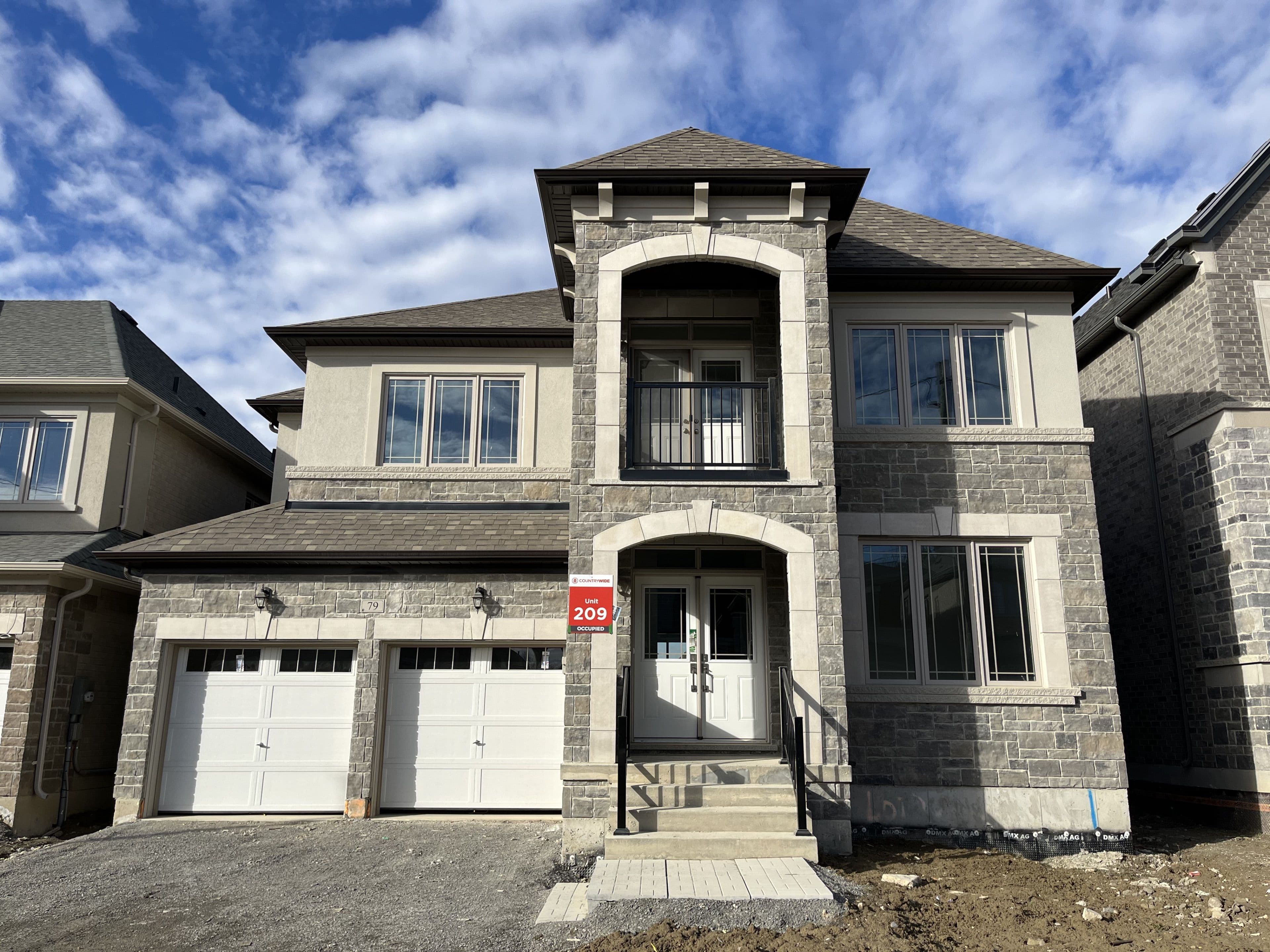 79 Silk Twist Drive, East Gwillimbury, ON L9N 0W4