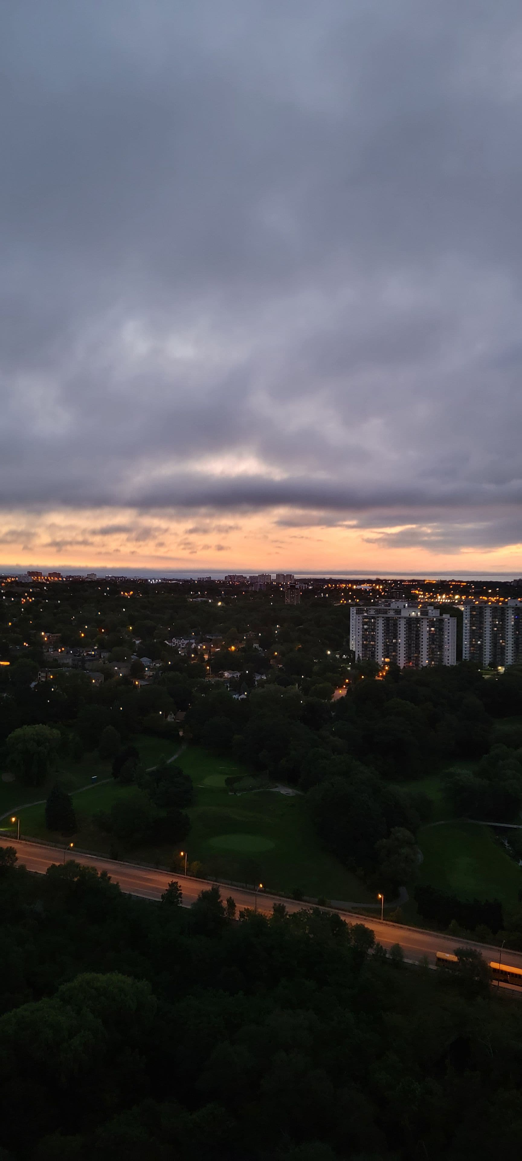 3 Massey Square 1102, Toronto E03, ON M4C 5L5