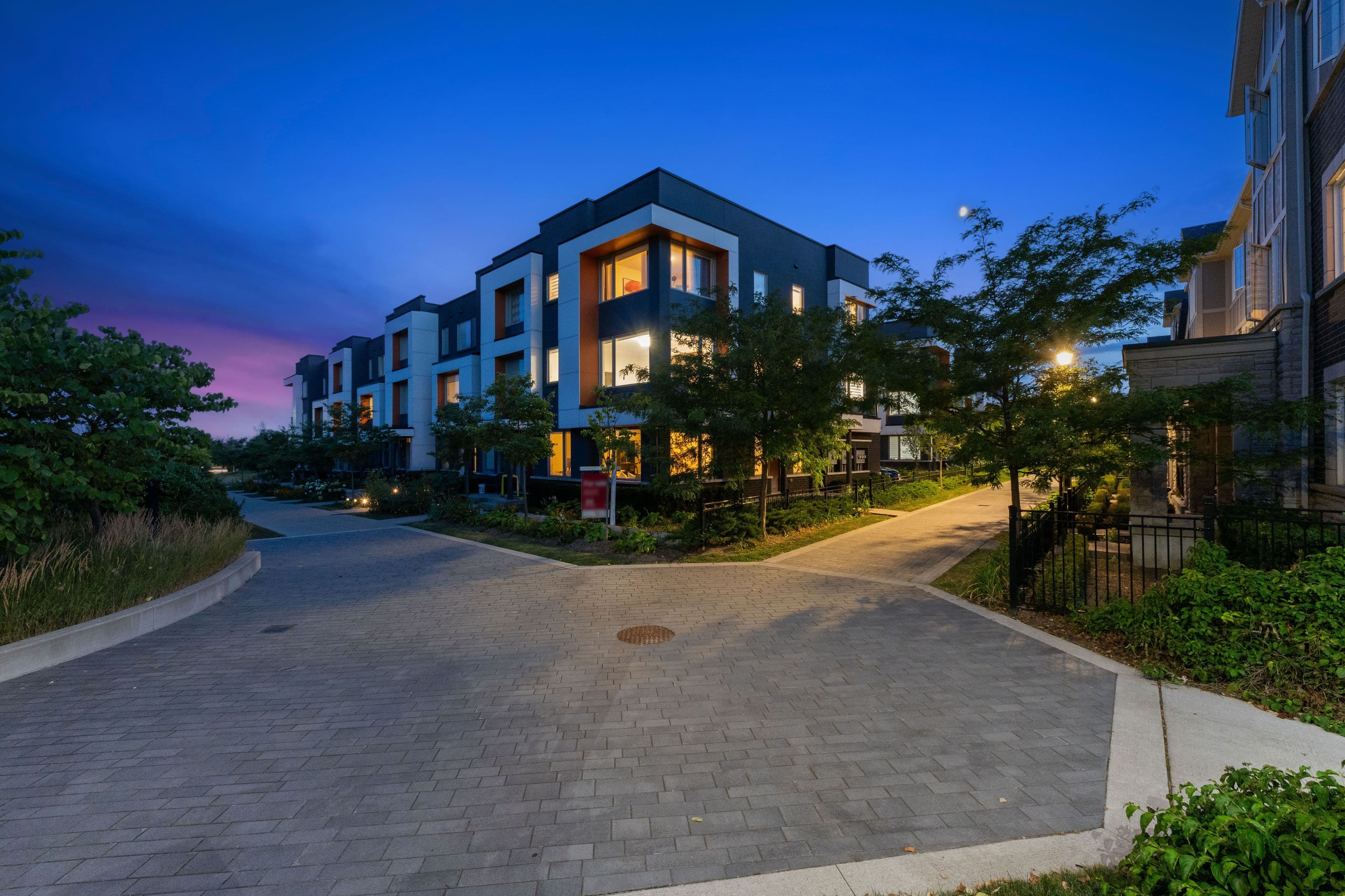 3006 Creekshore Common N/A 34, Oakville, ON L6M 0Y6