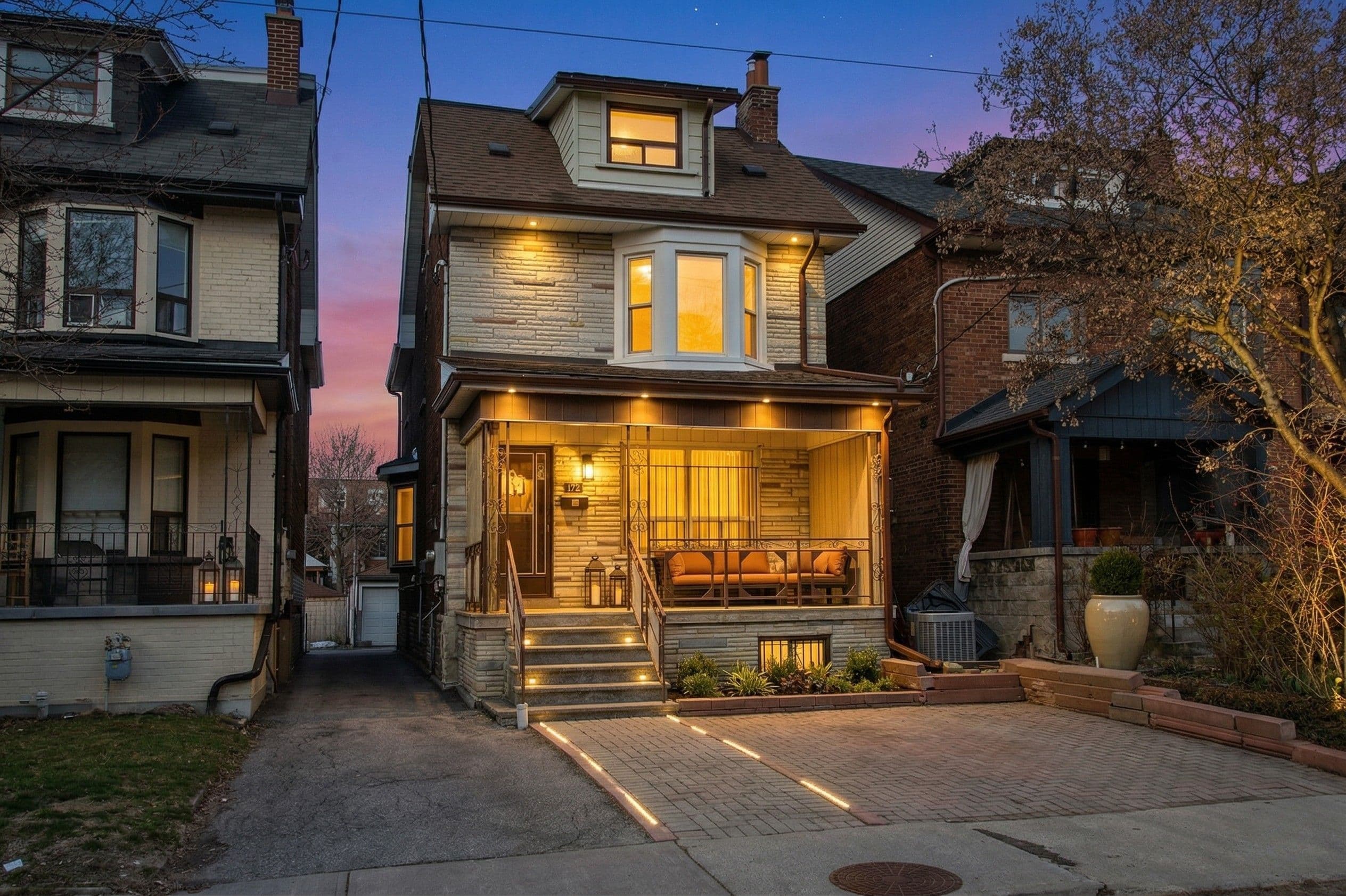 172 Lauder Avenue, Toronto C03, ON M6E 3H4