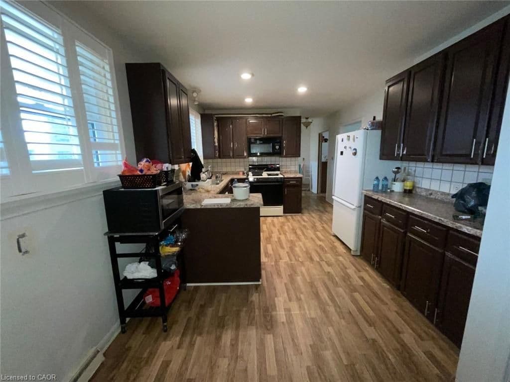 415 Mount Pleasant Road, Brantford, ON N3T 5L5