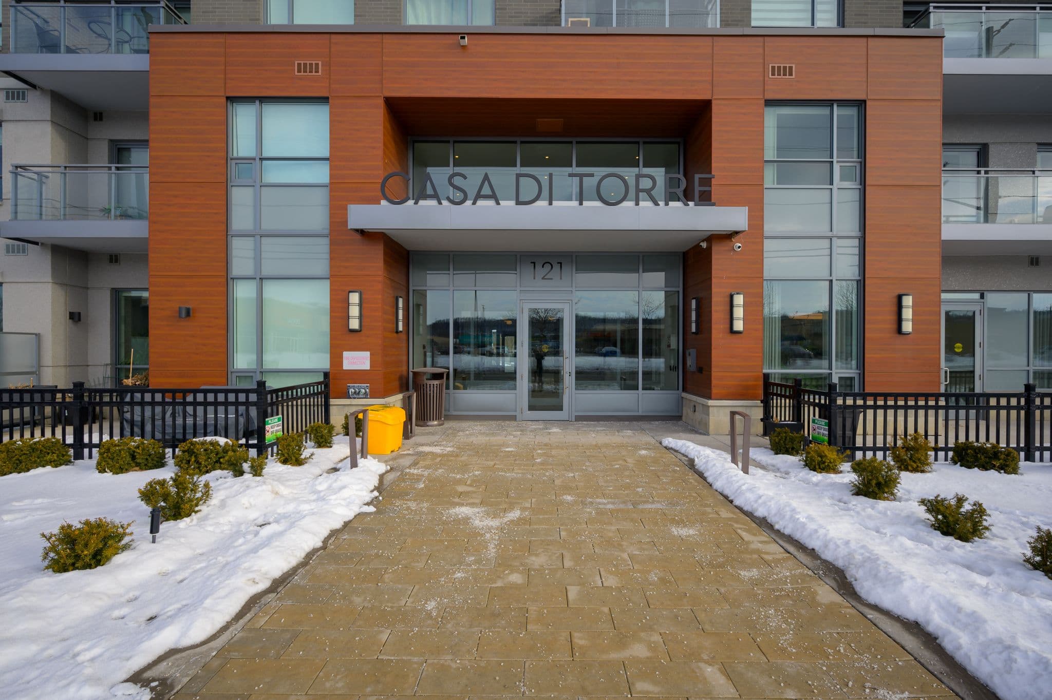 121 Highway 8 N/A 212, Hamilton, ON L8G 0A3